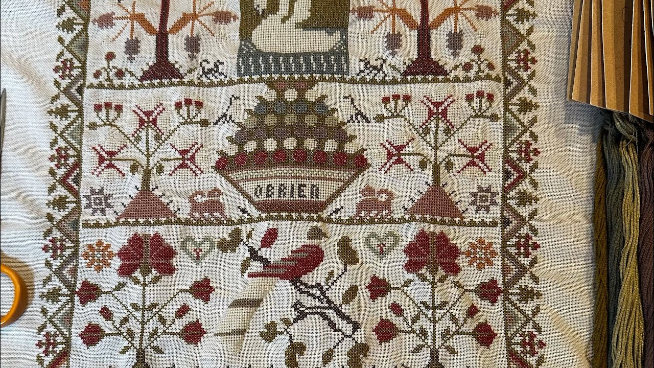 Flosstube#27  Sampler finishes / Christmas in July Stitching plans