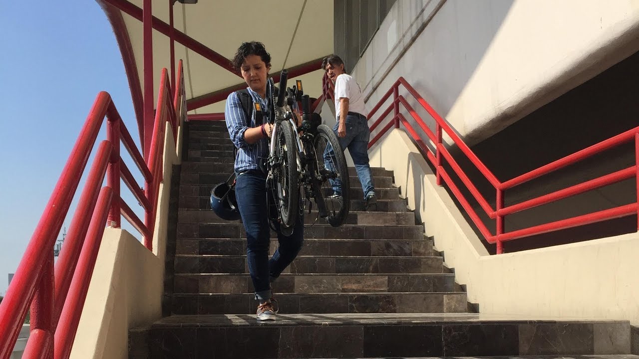 KASHMIN || Mujeres en bicicleta. Resistencia contra la Ciudad Caníbal - (ENTREVISTA COMPLETA)