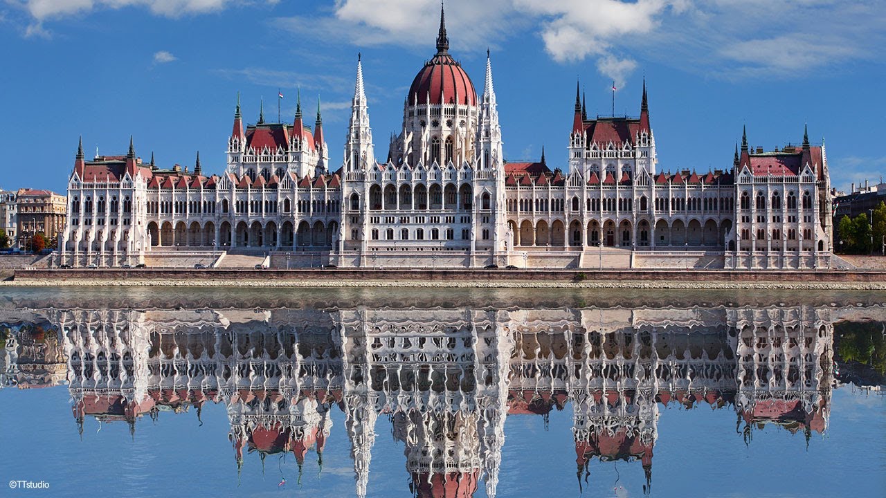 Le beau Danube bleu en croisi&egrave;re, entre Budapest, Passau, Bratislava, Vienne et Melk | CroisiEurope