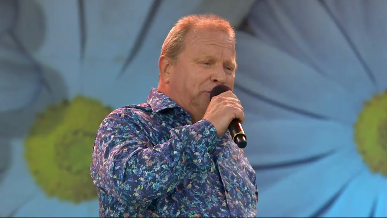 Claes Malmberg – Maj på Malö - Lotta på Liseberg (TV4)