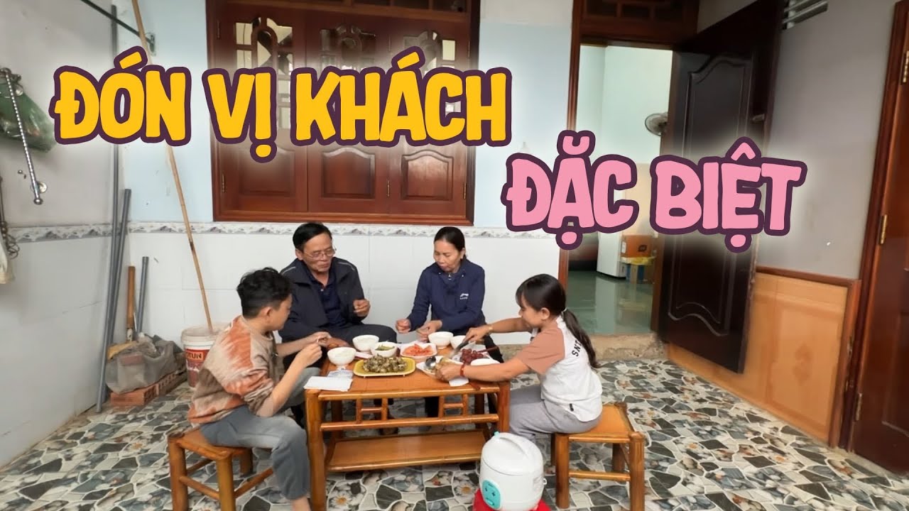 Prepare Dinner With A Mini Bamboo Table And Chair Set To Surprise 2 Special Guests || The Little ...