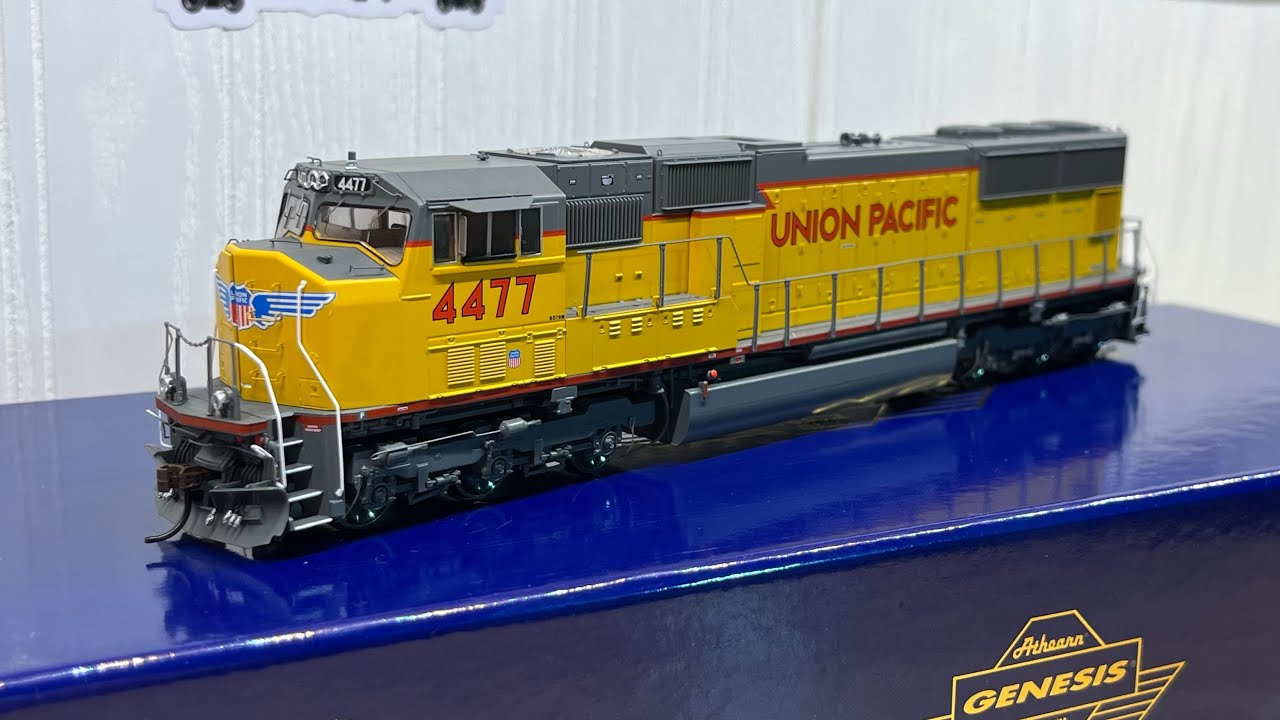 Union Pacific Athearn Genesis SD70M unboxing/review! | Ho Scale DCC and Sound!