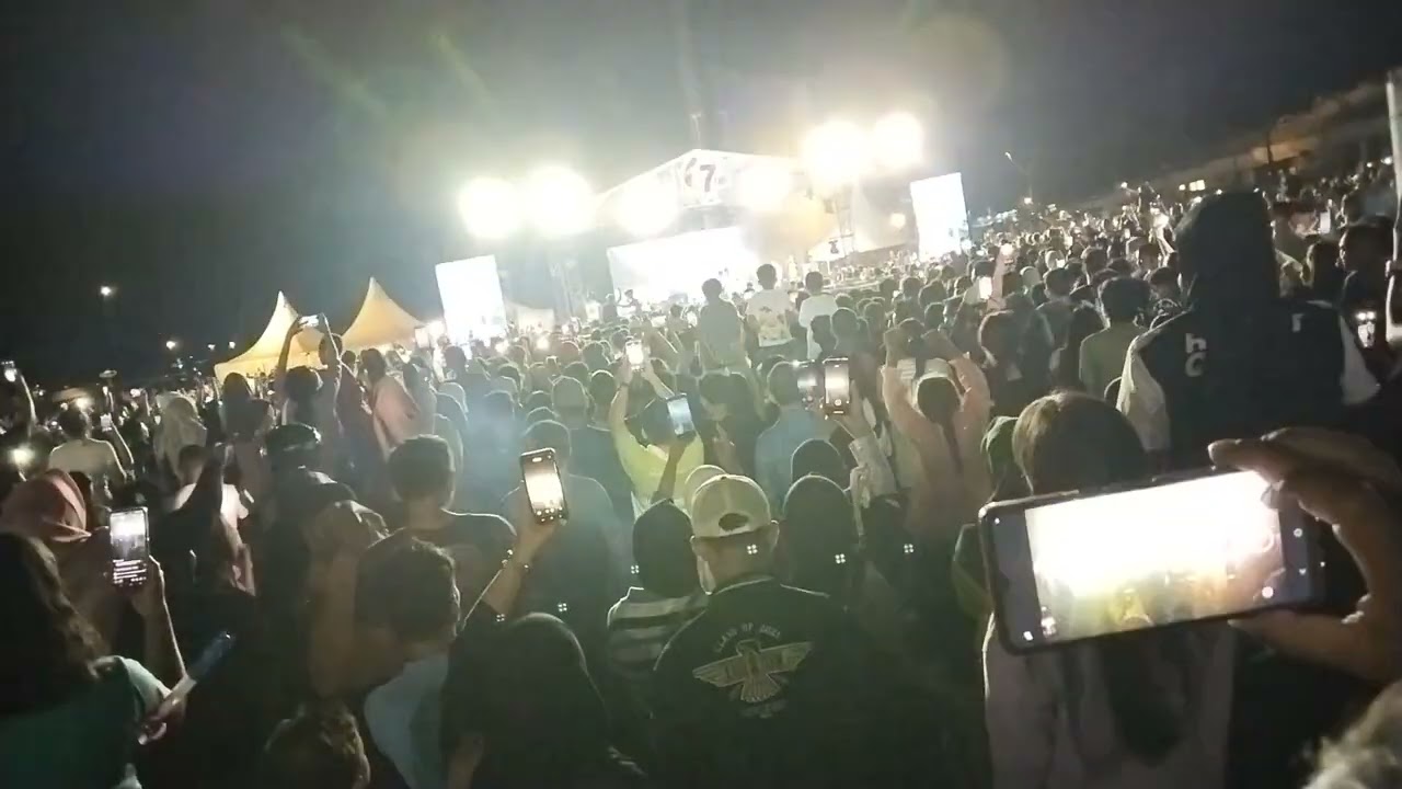 Tabola Bale#Pecah Abis di Waterfront Labuan Bajo#Silet Open Up. 