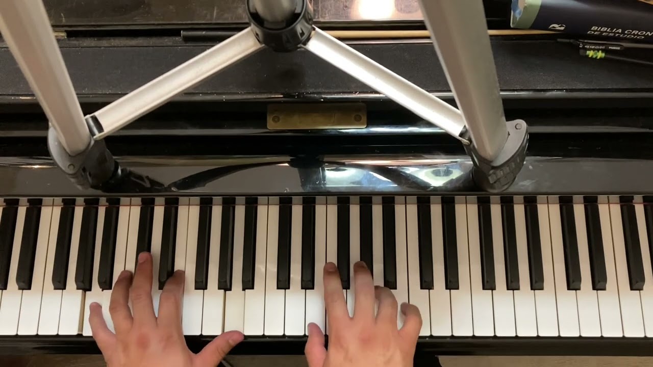 Su Manto Por El Mío/ Piano y Voz.