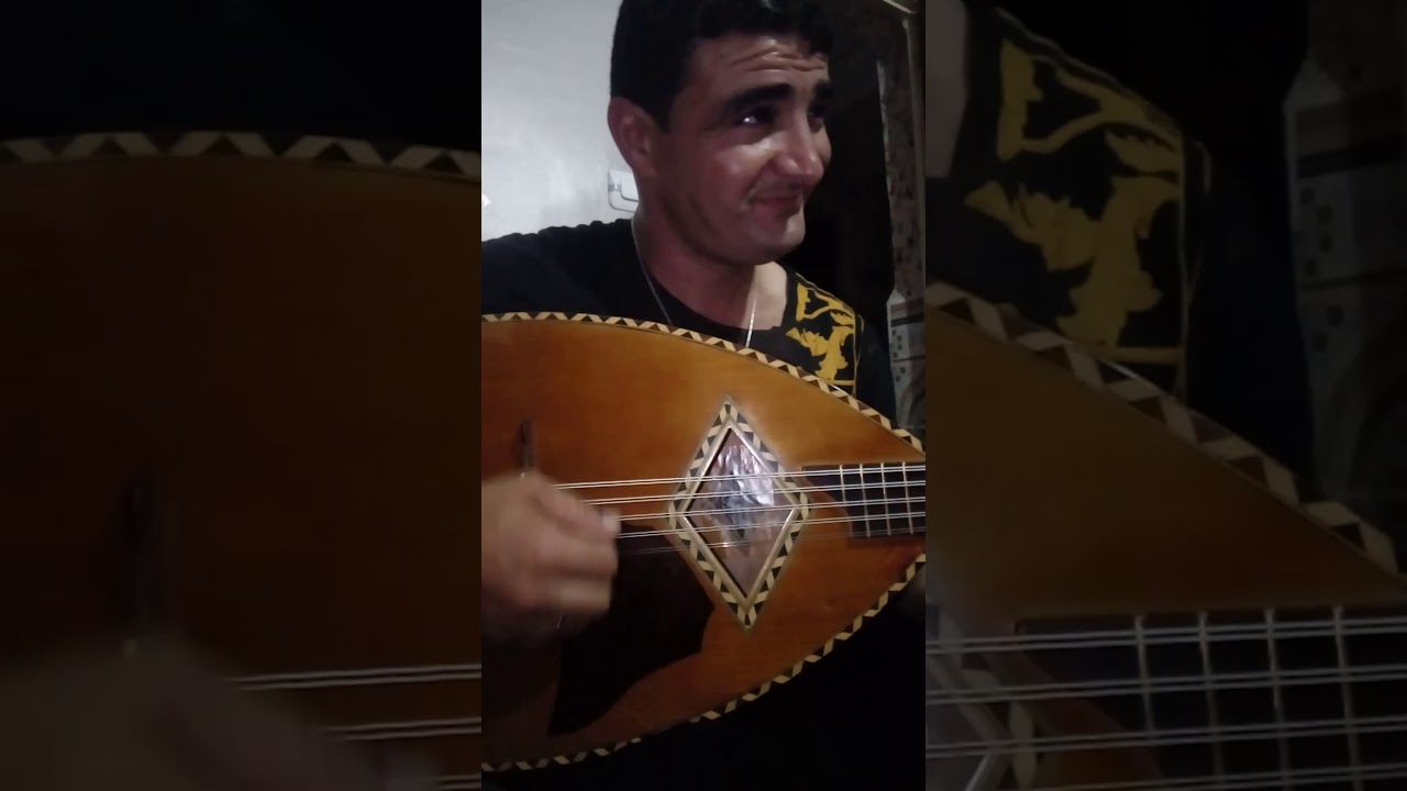 Chansson de karim tizouyar chah dhiyi ayouliw Par mamou mouhoubi