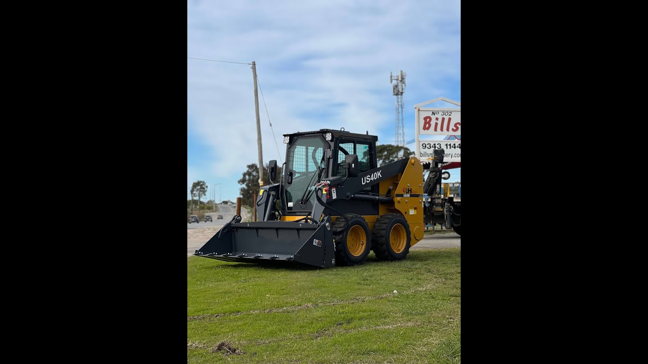 [TEST REVIEW] UHI 2022 49.3HP US40K Skid Loader, 750KG Loading Capacity, 4in1 Bucket