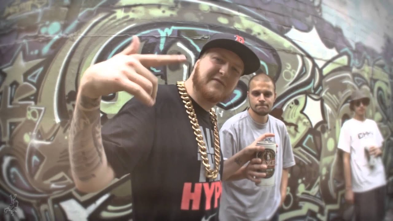 Wildelux - Mouthpiece feat. Dennis Real (Official Video)