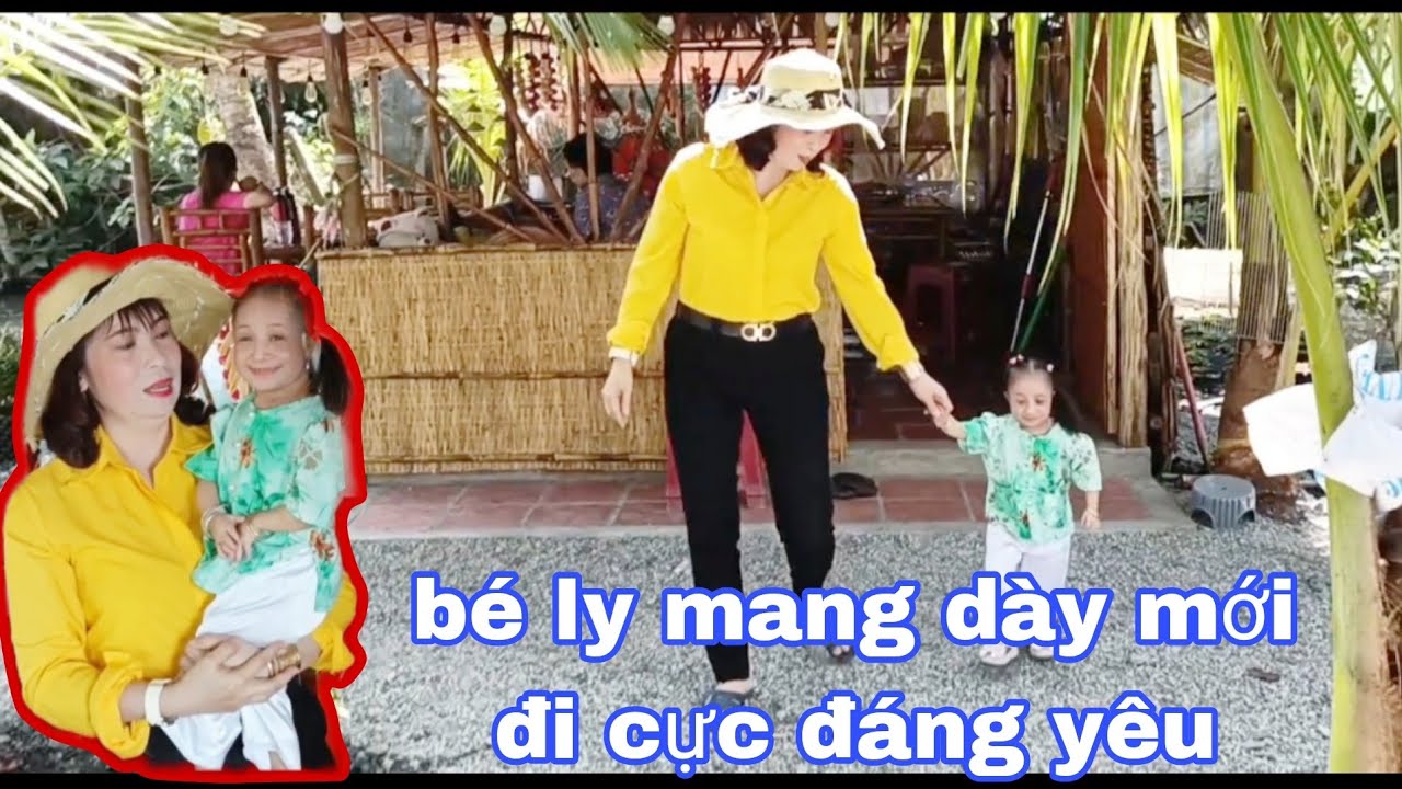 Bé ly mang dày mới I cô út dẫn đi cực đáng yêu