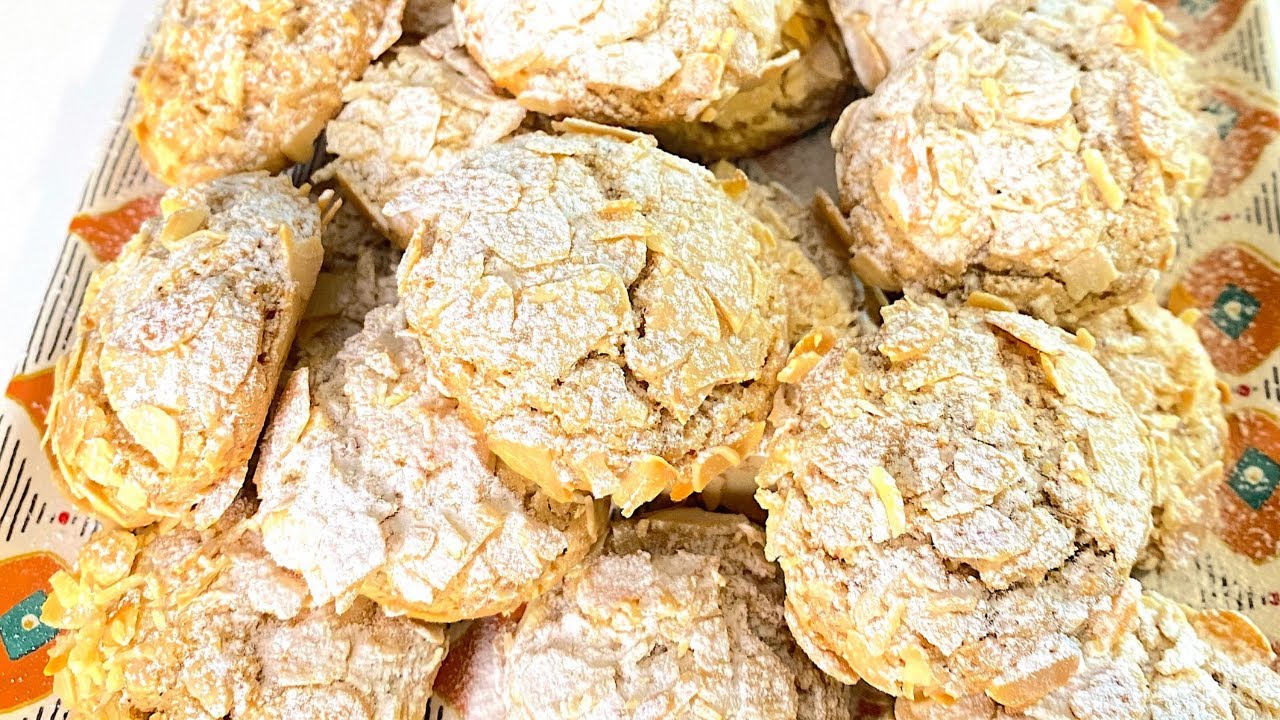 PETITS GATEAUX AUX AMANDES UNE BONNE RECETTE FACILE ET RAPIDE A REALISER SANS ATTENDRE