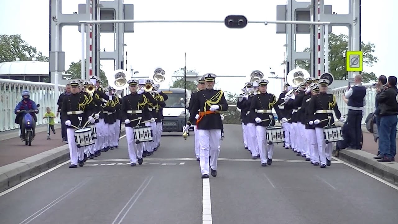 Oranje Ijsselmuiden 2014