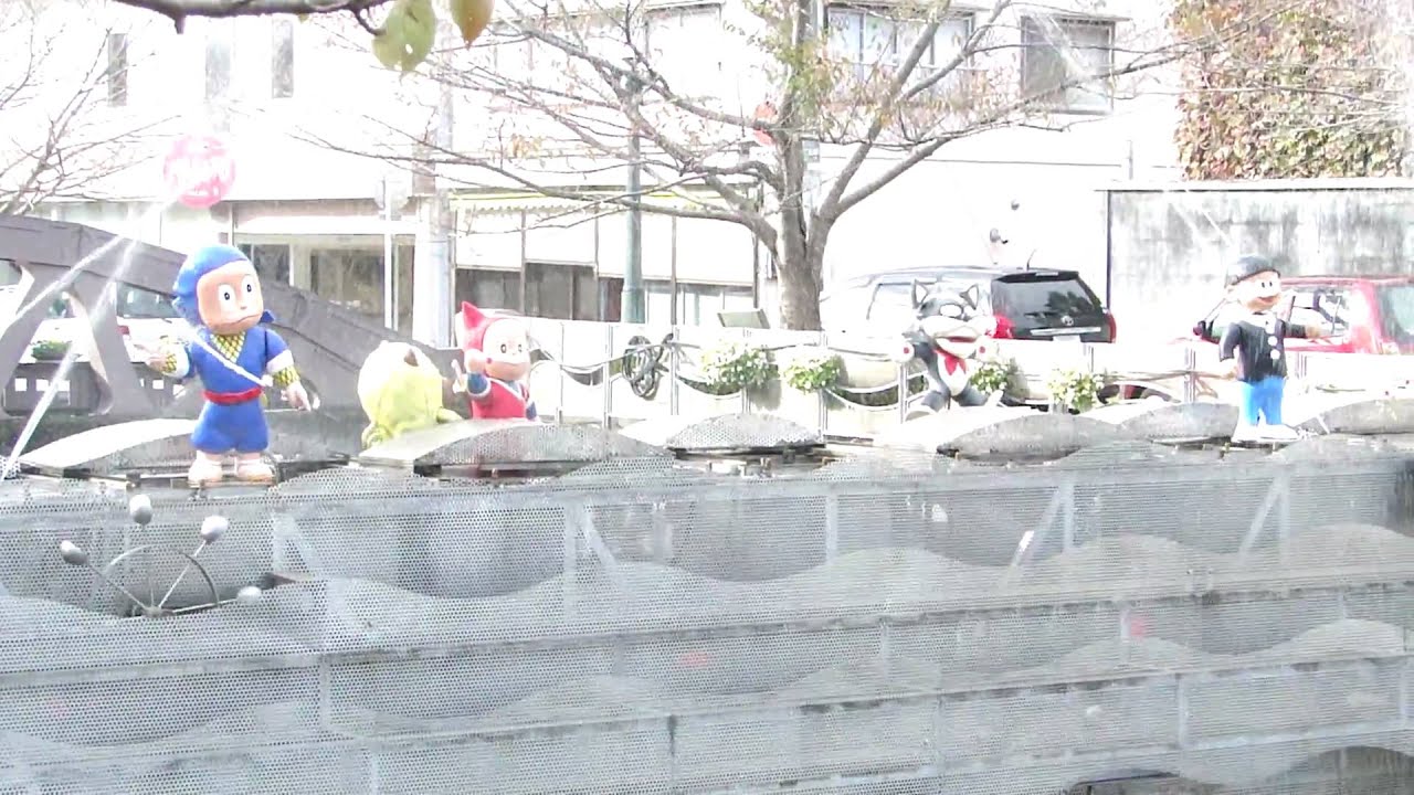 忍者ハットリくん 湊川からくり時計 富山県氷見市