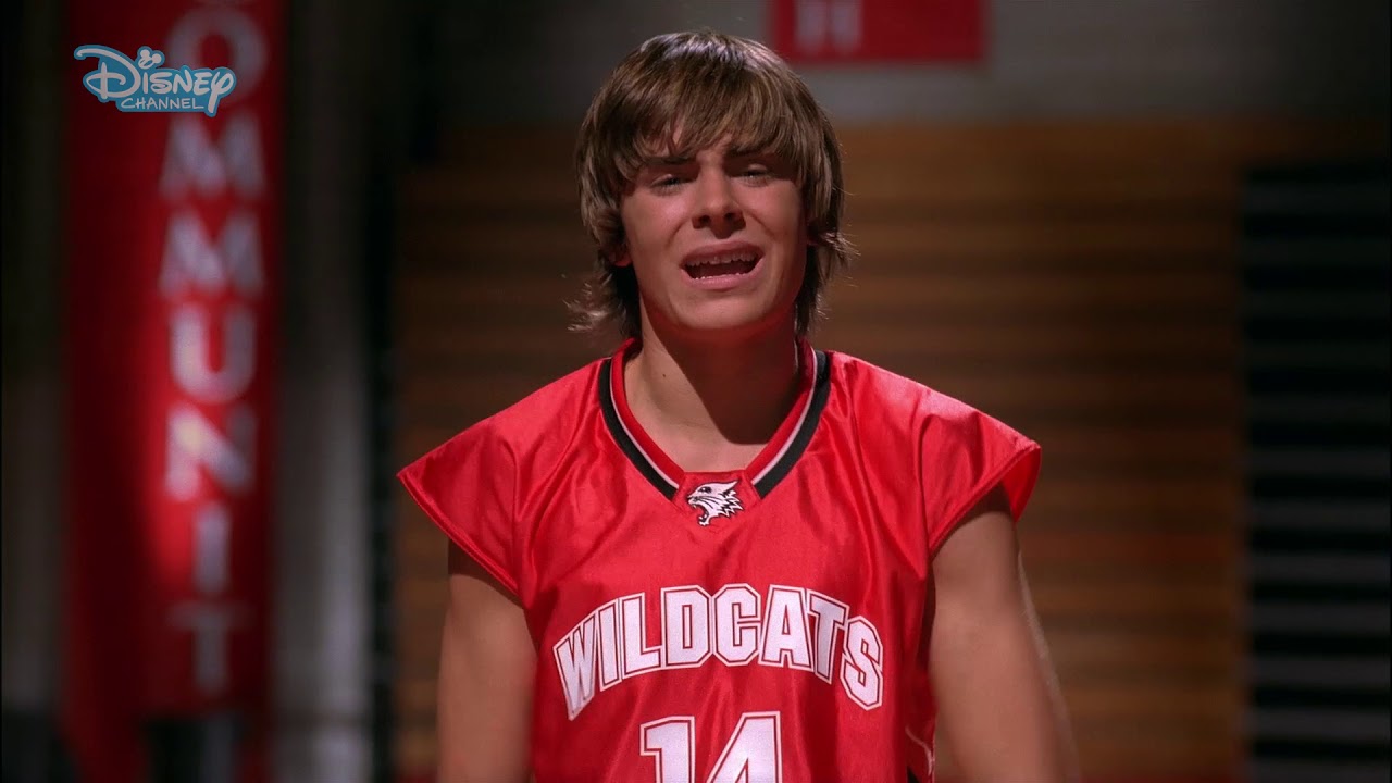 High School Musical | Get'cha head in the game - Music Video - Disney Channel Italia