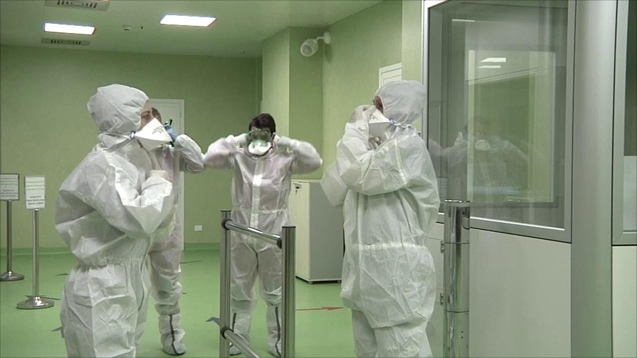 Virus Cina, da Wuhan a Roma: primi controlli dei passeggeri a Fiumicino