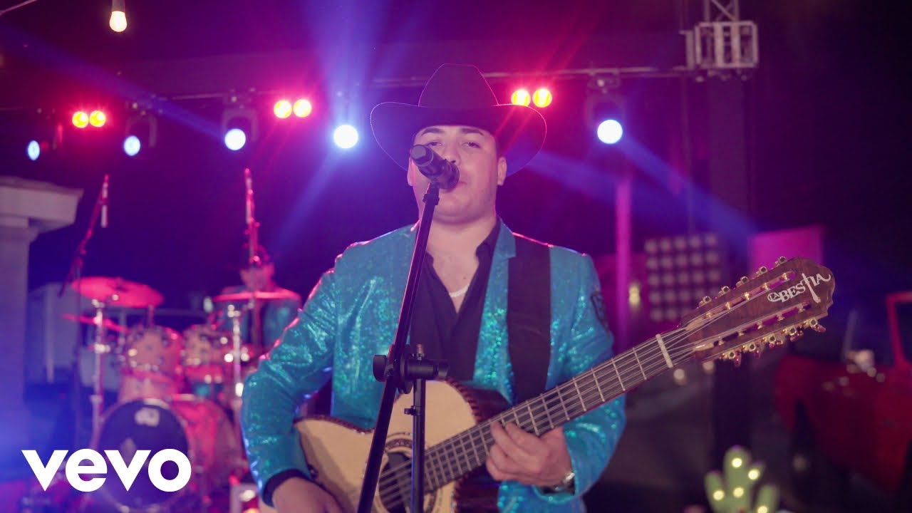 Los Ejemplares del Rancho - Dios Por Delante (En Vivo)