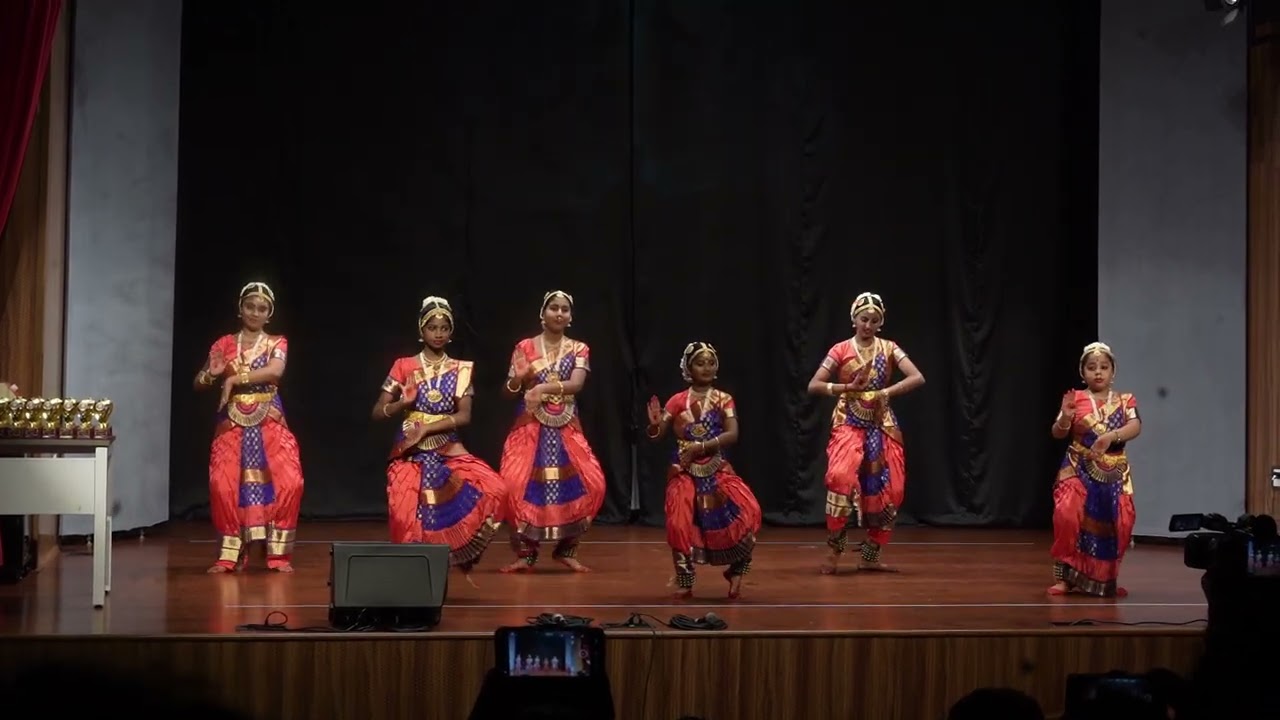 KAVINAYA BHARATHANATYAM