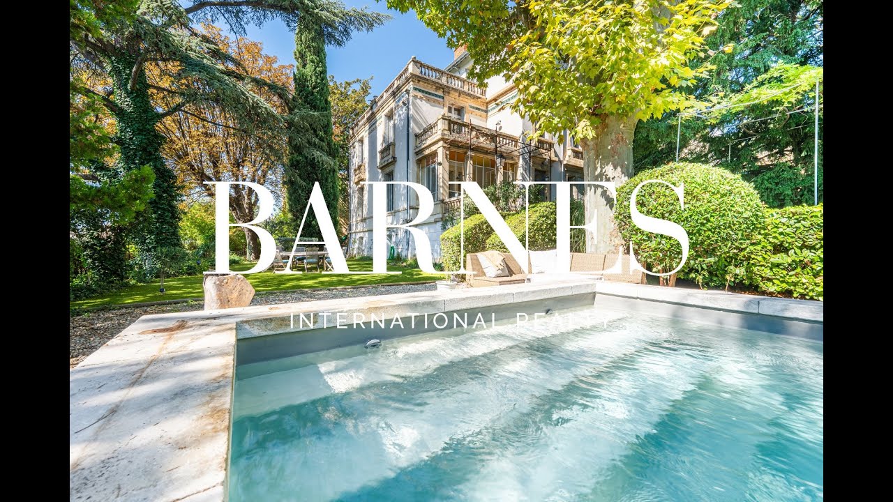 EXCLUSIVITÉ - SALON DE PROVENCE - MAISON DE MAÎTRE 330 M² - JARDIN 2170 M² - DEPENDANCE ET GARAGES