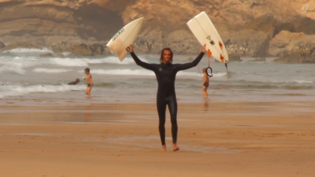 OCTOBER SURF SESSIONS IN SAGRES