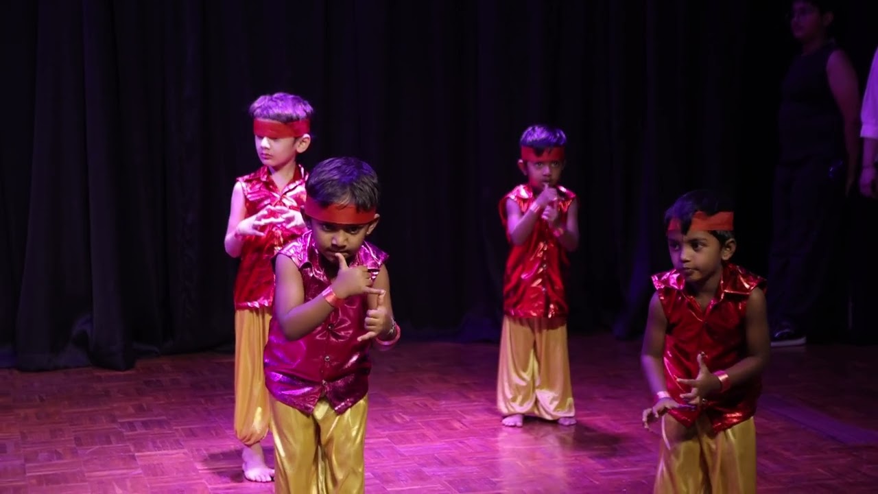 Bhajarangi movie, junior Shiva Rajkumar dance performance 