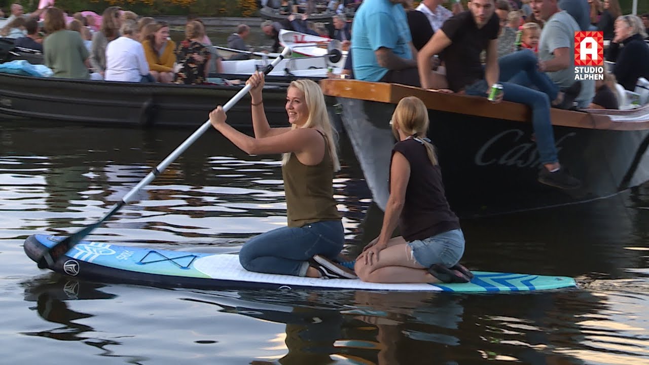 Zwoel op de Poel in Hazerswoude-Dorp