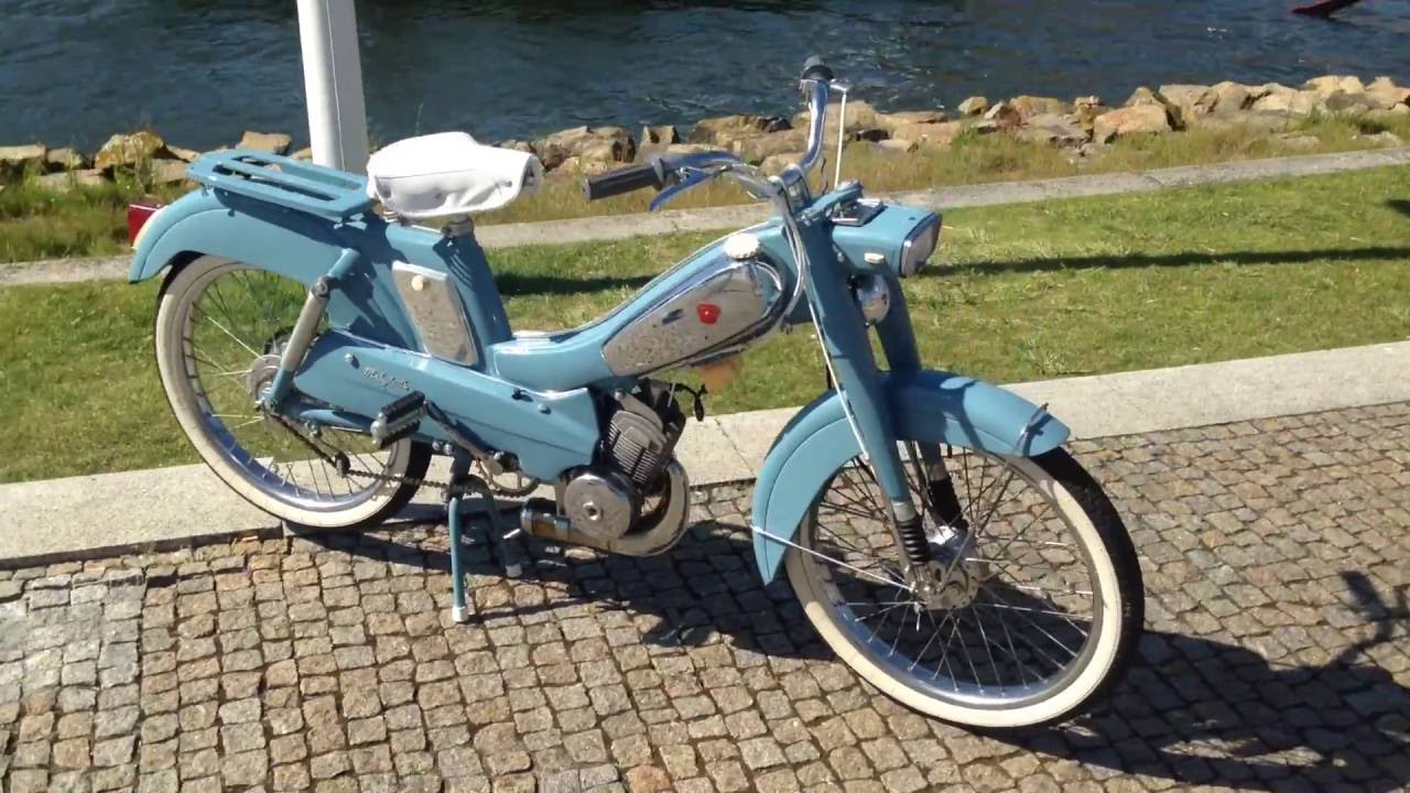 Motobecane Av 88 1956 - La Blue @ Portugal Porto