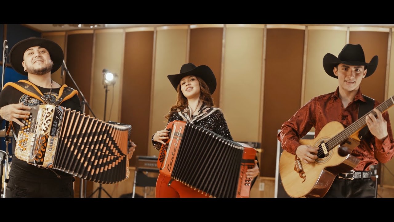 Irany & David Ft. Marito Aguilar - Mi Bella Genio (Video Oficial)