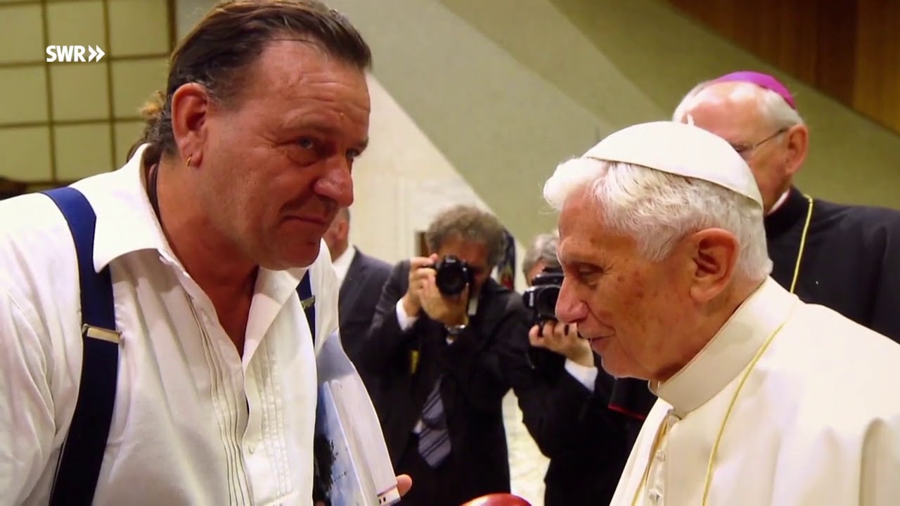Bertl's Papst Schuhe bei 