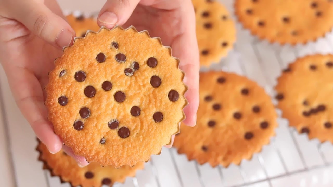ふわふわしっとり♡簡単！チョコチップマドレーヌの作り方／Chocolate Chips Madeleine recipe