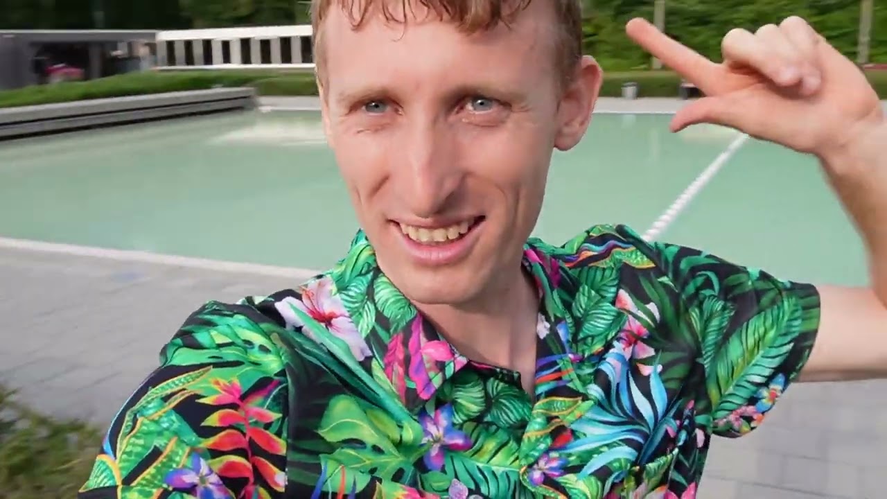 Vlog 2 Schuimparty, Zwembad disco, Kidsplein. Kijk mee!!