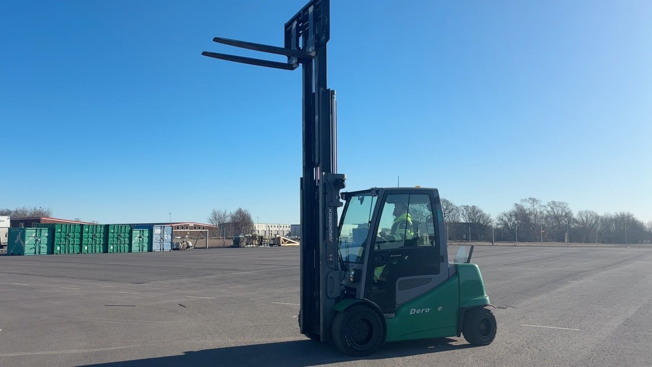 Köp Eltruck Jungheinrich EFG S50 på Klaravik