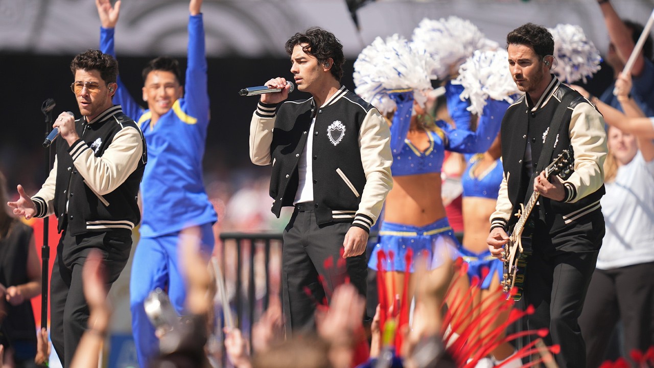 Jonas Brothers FULL Halftime Show at the Melbourne Game @amex 
