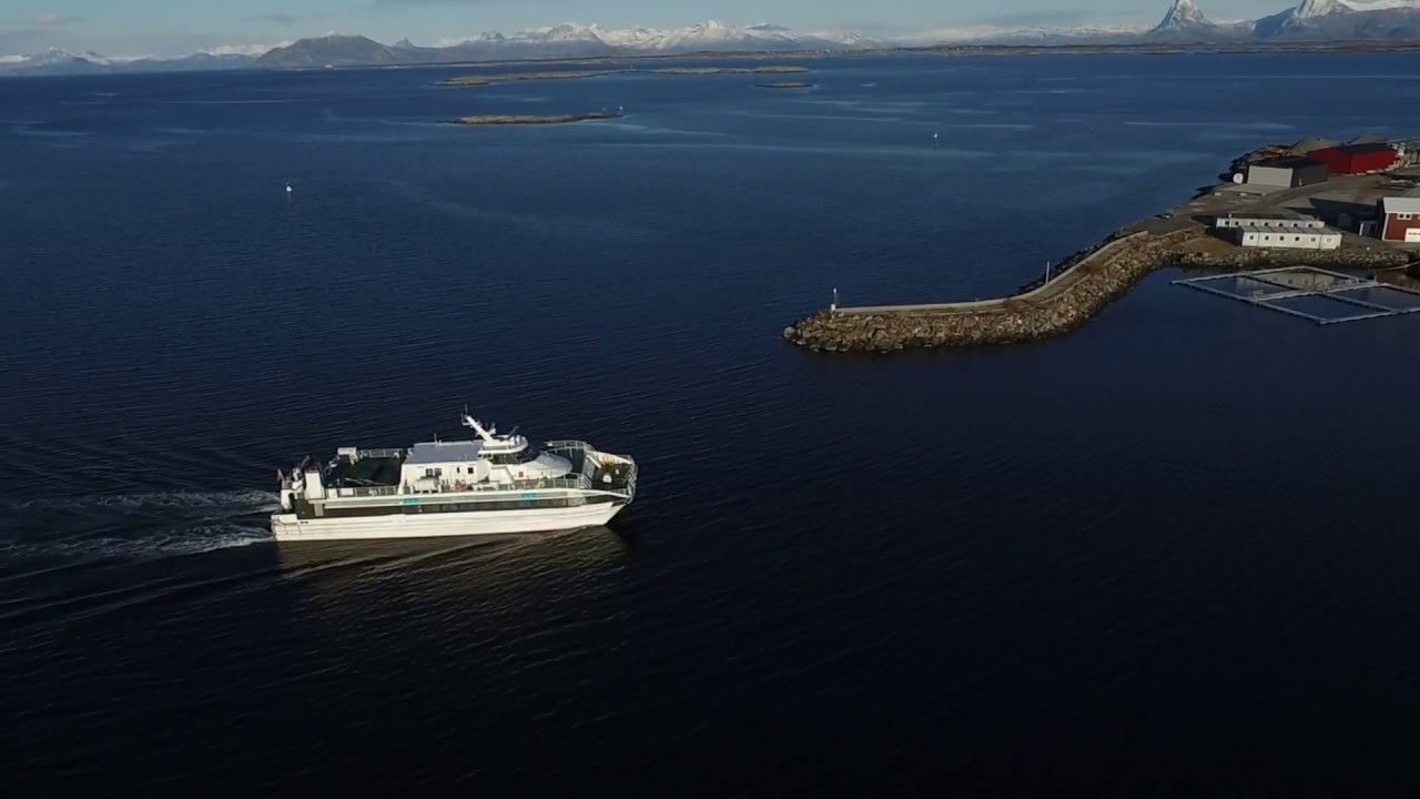 Helgeland inn til Lovund