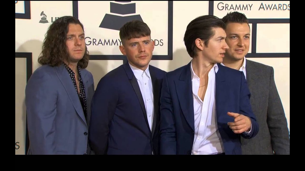 Arctic Monkeys posing at Grammys 2015