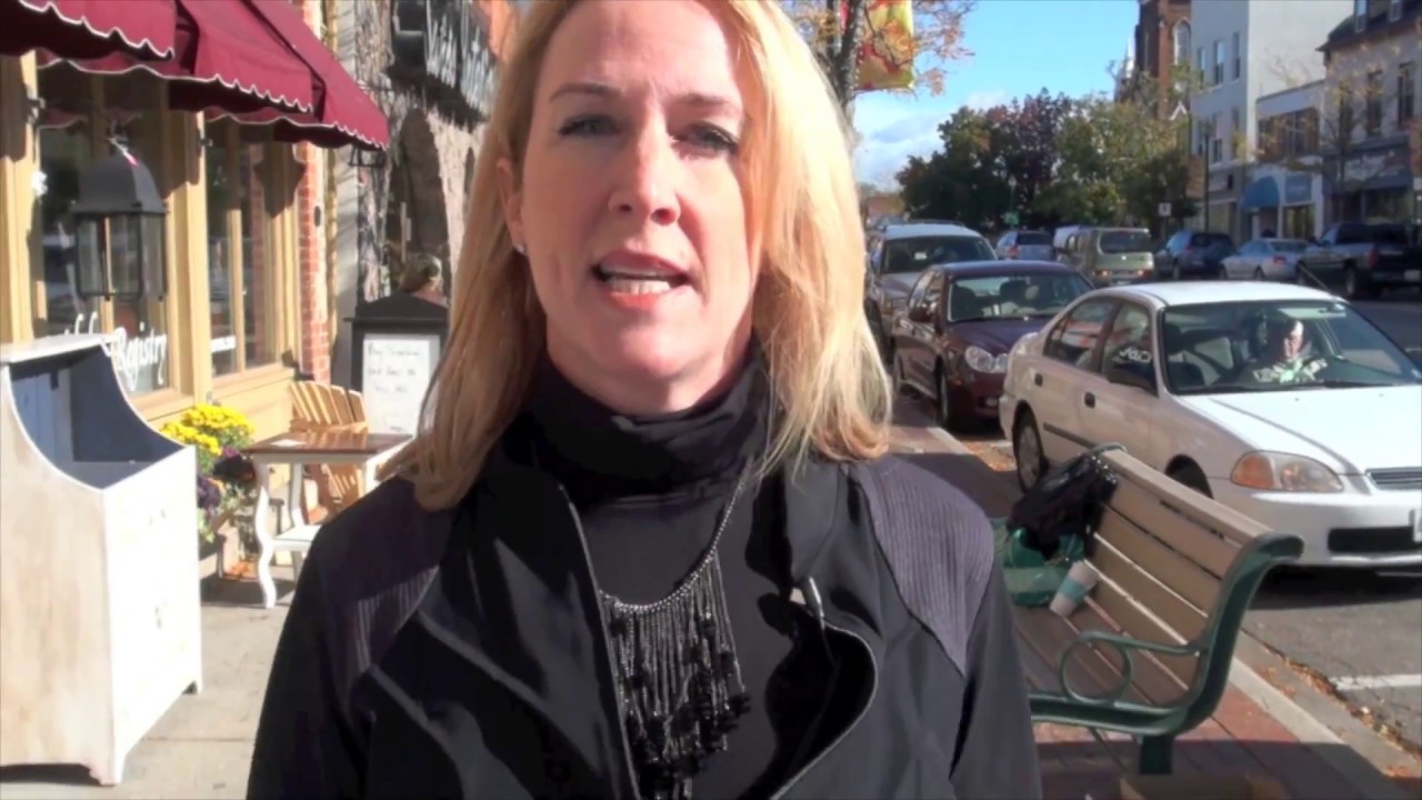 An Introduction to Oakville Real Estate Agent Jackie Peifer