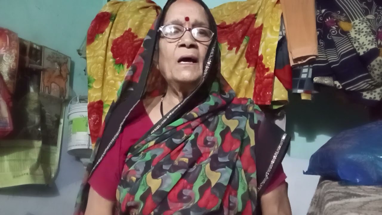 बहुत 🌺 सुंदर गारी 🤓🌹 गीत आनंद आएगा 🙏🙏