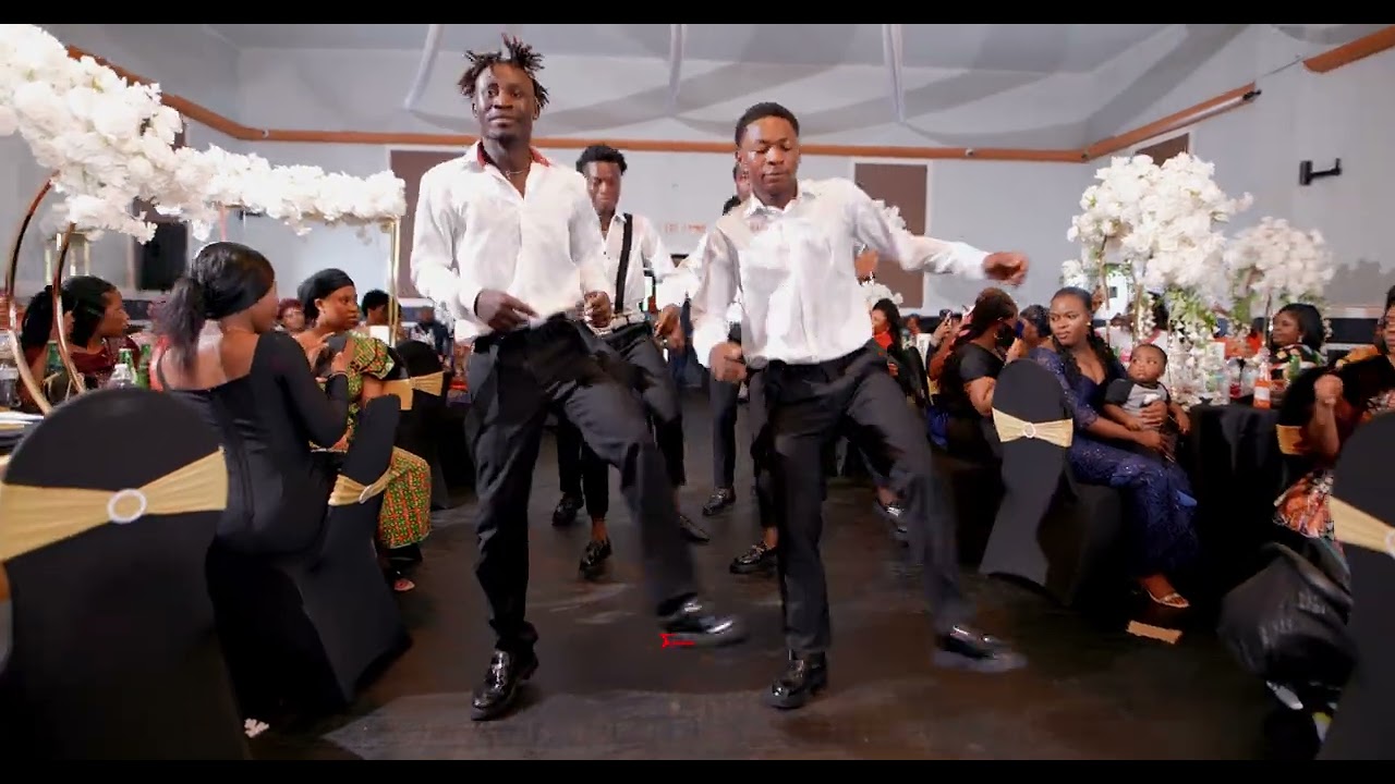 The Black beanz Entrance Dance-Akron Ohio