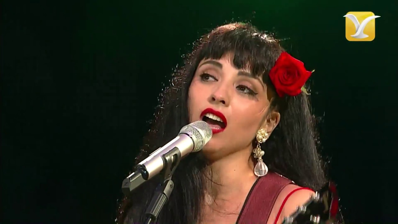 Mon Laferte - No Te Fumes Mi Mariguana - Festival de Viña del Mar 2017  1080p