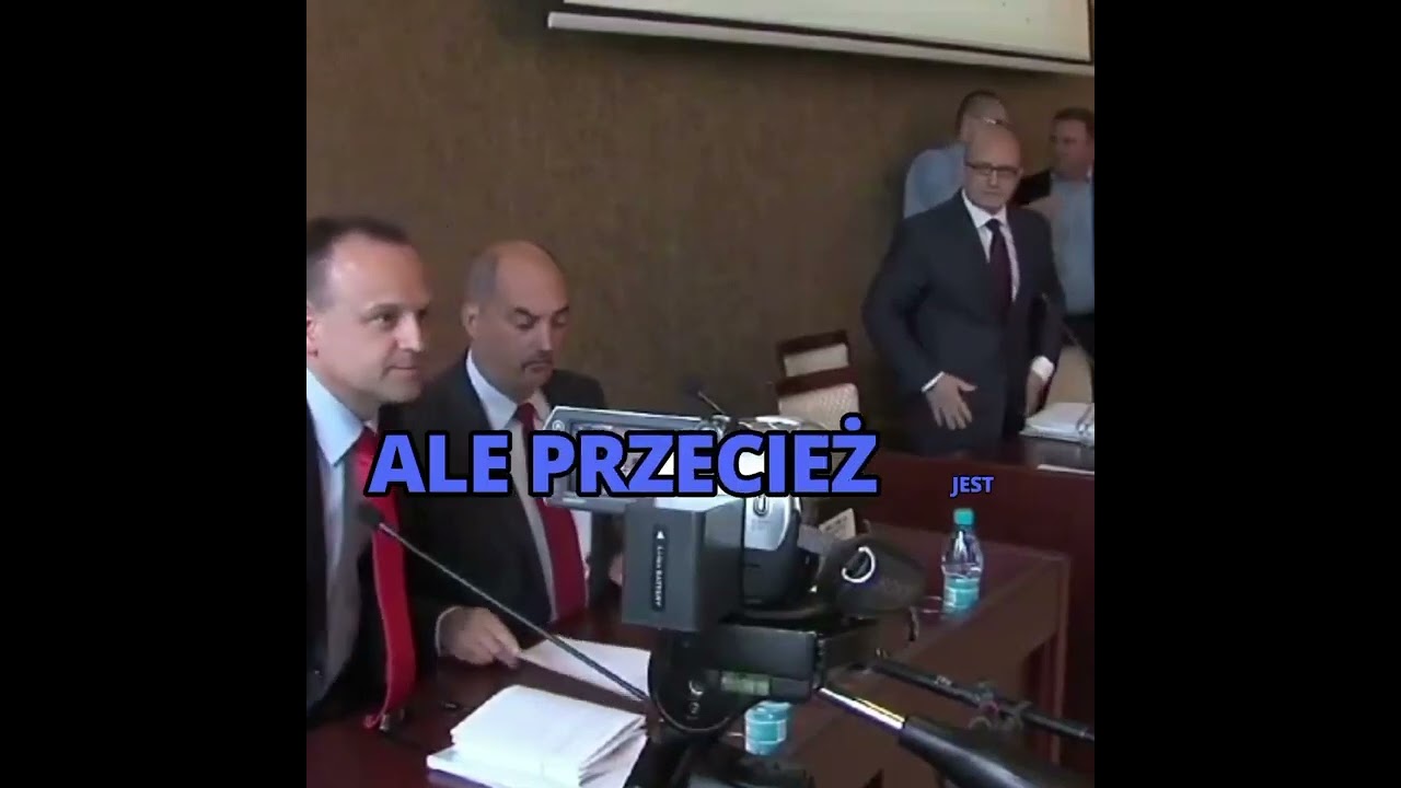 Silbertowi przeszkadza kamera #Silbert #mamydość #SilbertToPiS #21LatiWystarczy