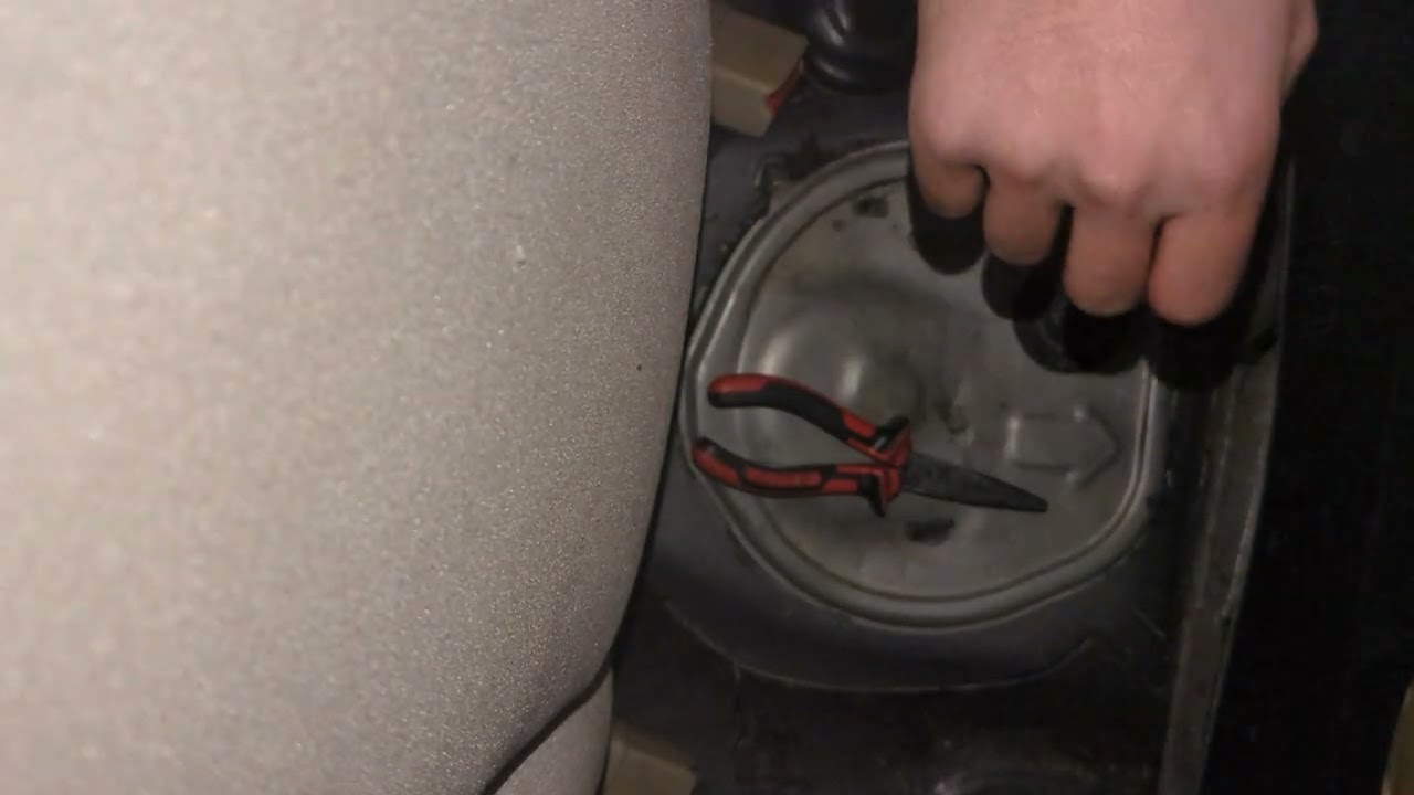Fuel pump checking 