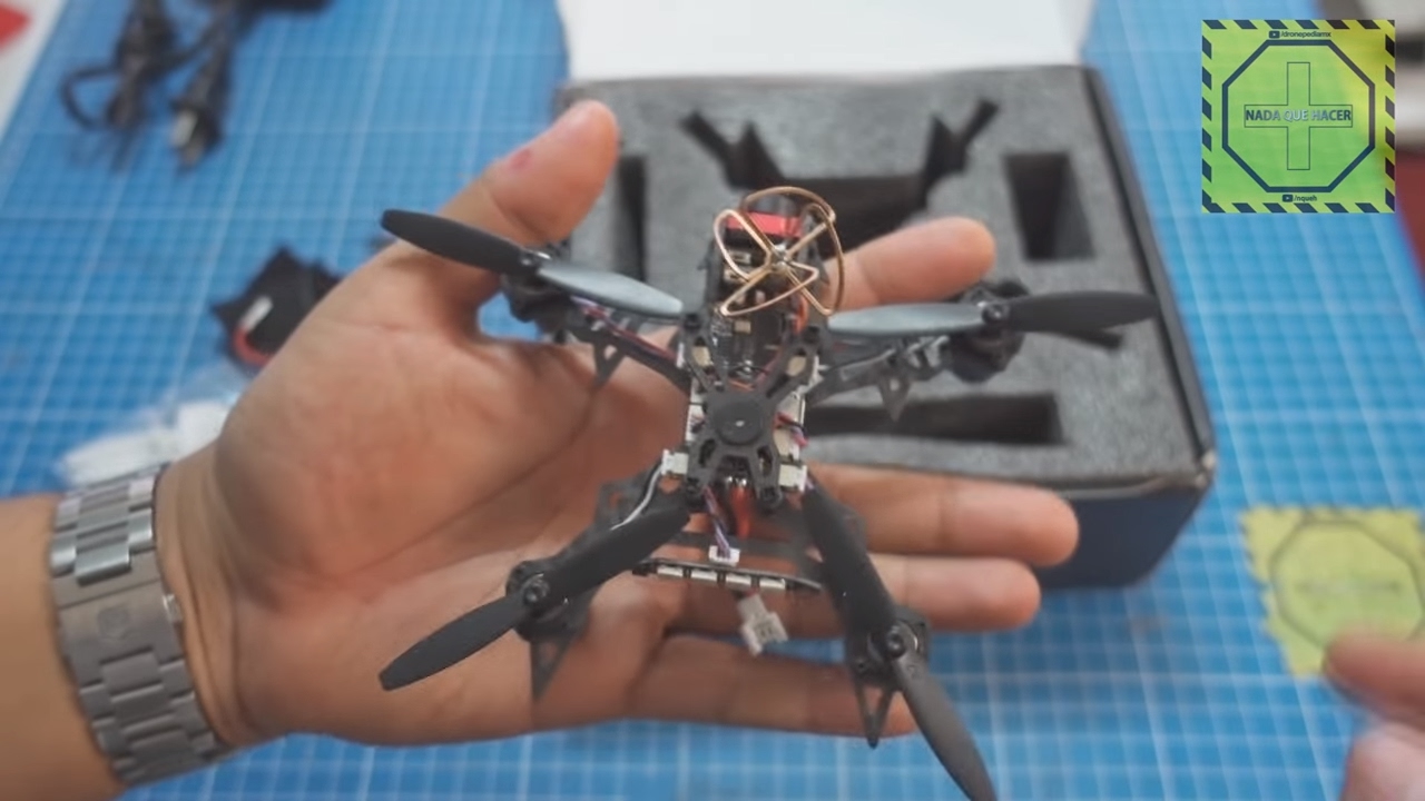 ¿Por que micro quads? y review del  QX105 BAT de Eachine | DRONEPEDIA