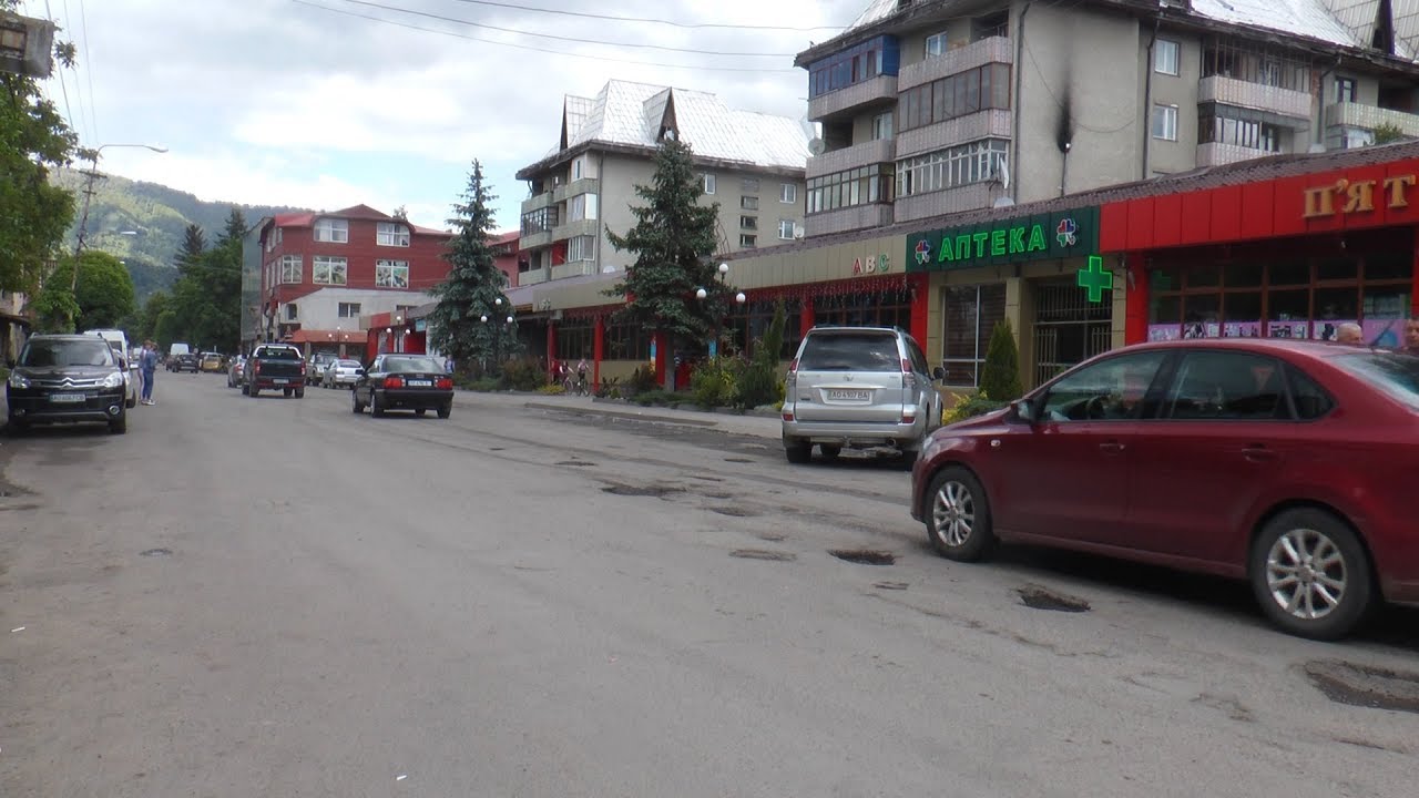 У Дубовому десятки місцевих зібралися на попереджувальну акцію