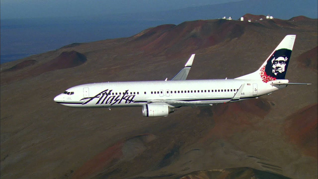 Flying Over the Hawaiian Islands