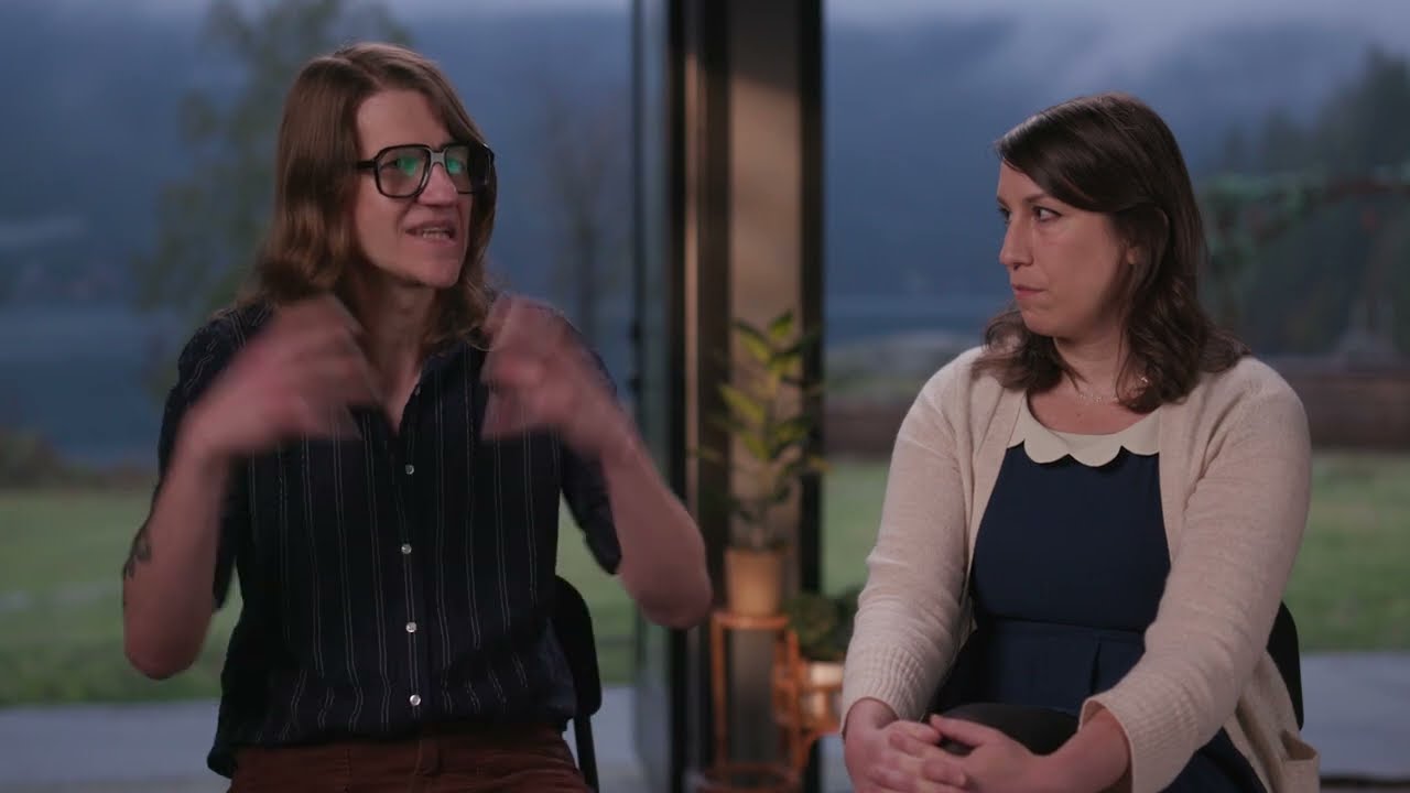 Behind the Scenes Yellowjackets - Melanie Lynskey, Tawny Cypress, Sophie Nélisse, Sophie Thatcher