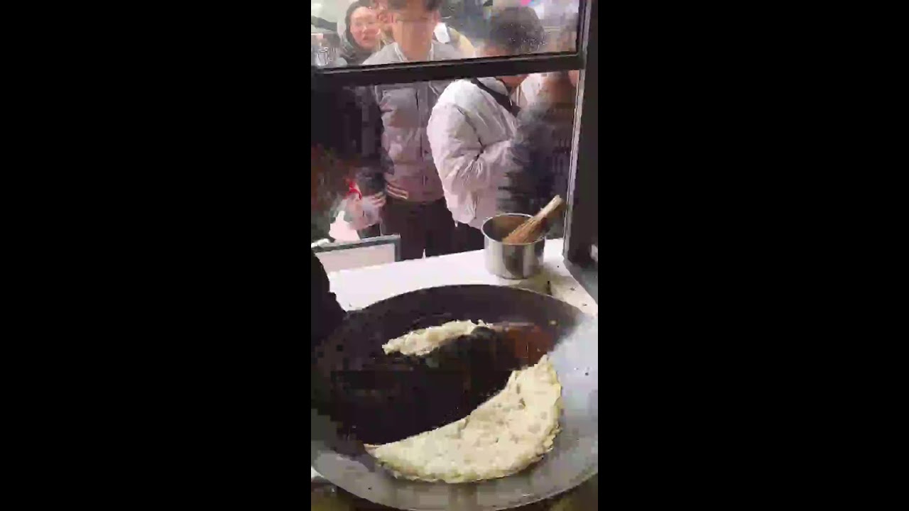Traditional Doupi Making: Famous Chinese Street Food Live