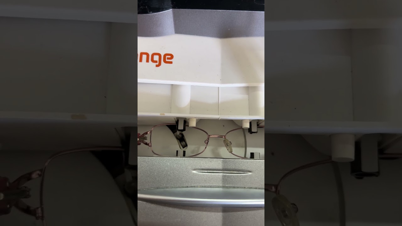 Esssilor Mr Orange tracing demo