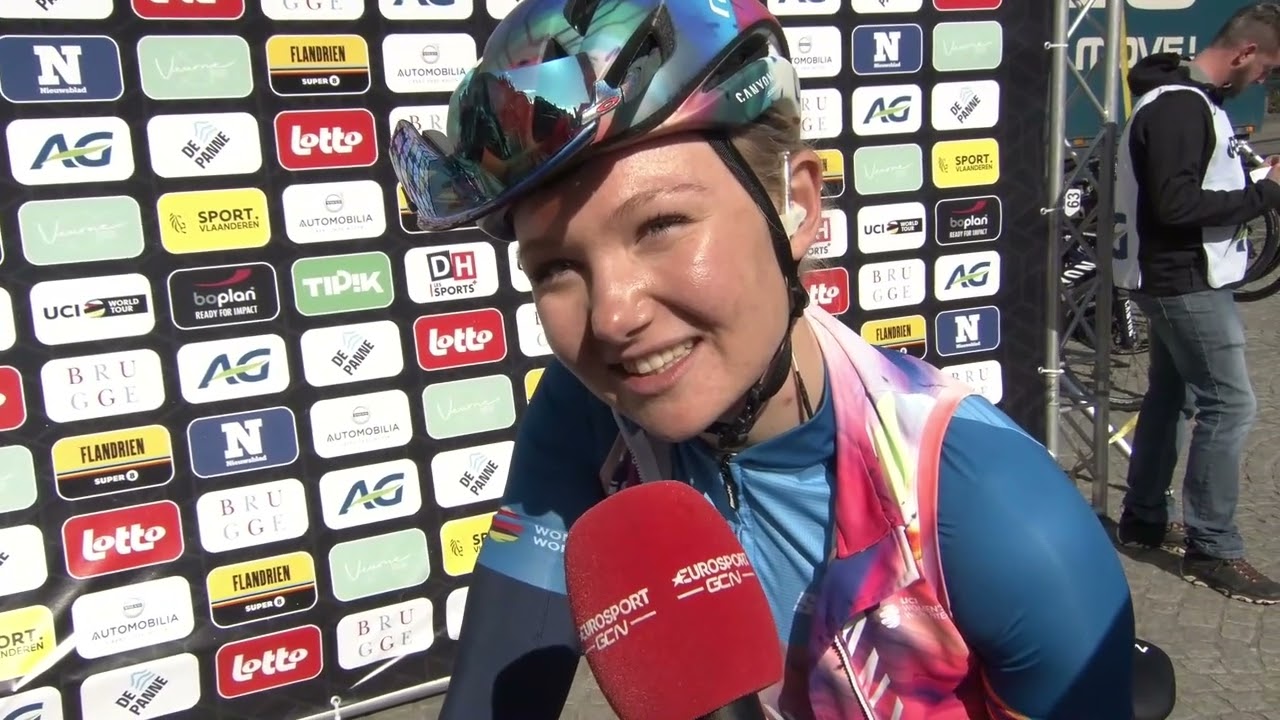 Maike van der Duin - Interview at the start - Classic Brugge-De Panne 2023