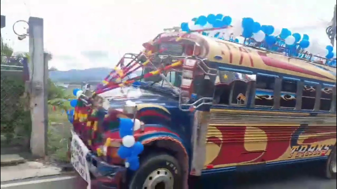 El ambiente en Guatemala está al 💯  corriendo por la libertad 🗽