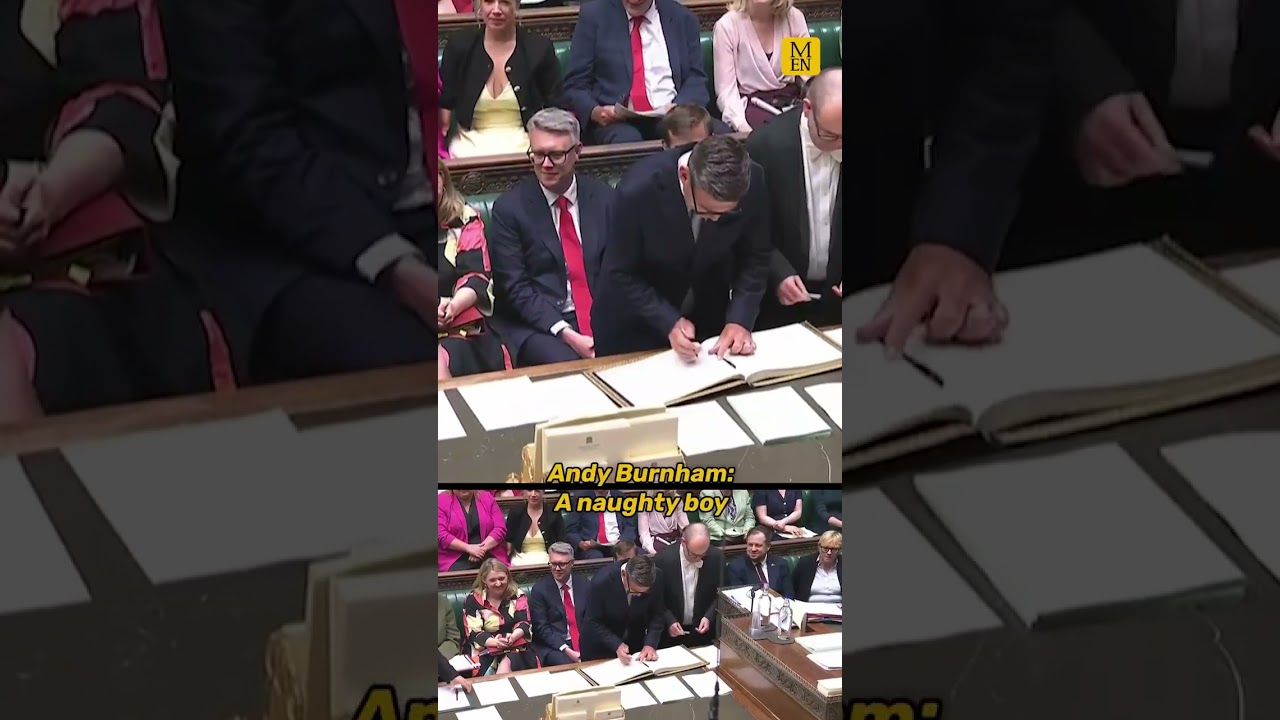 Энди Бернем принес присягу в качестве члена парламента &mdash; под выкрики &laquo;он не Мессия&raquo;