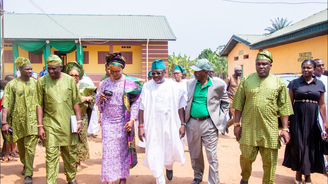 The 14th-gen Mayflower School member opens a new library during the Ogun State first lady's visit.