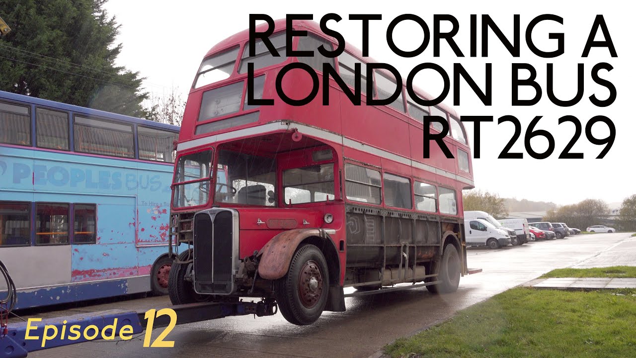 Ep12: ENGINE STRIP DOWN Of A 70 Year Old RED London Double Decker BUS