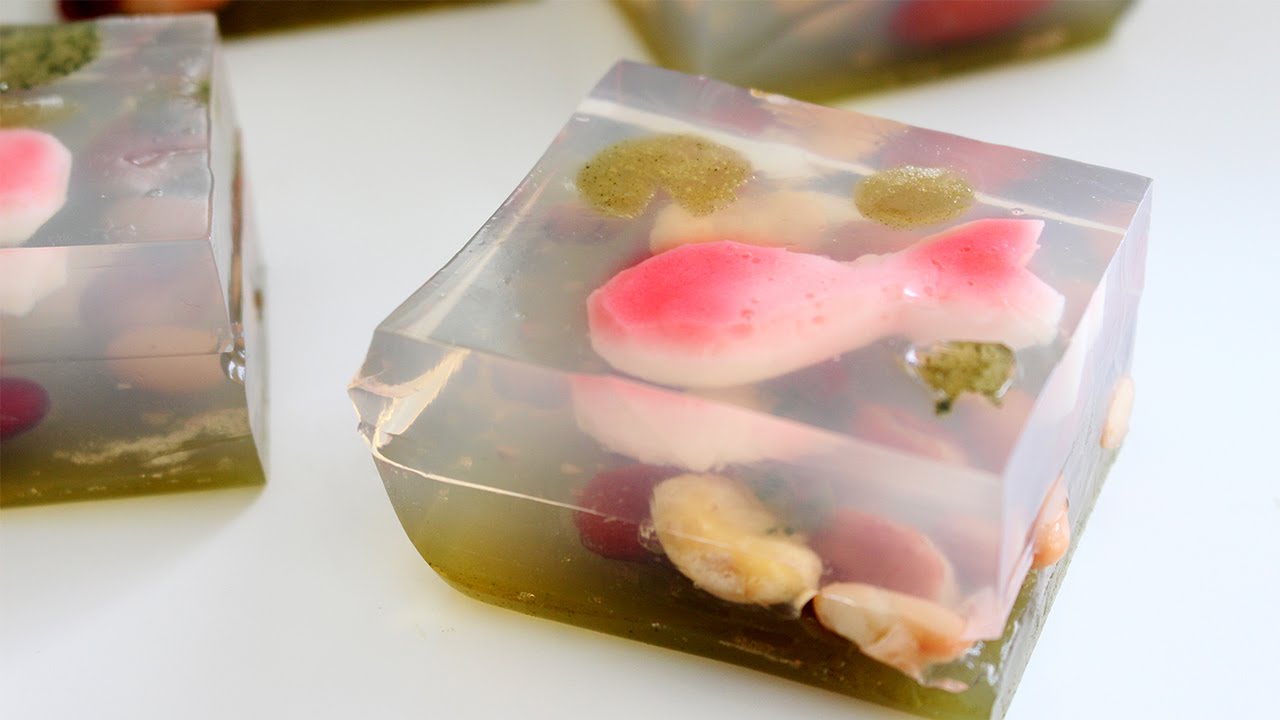 Fish Pond Jellies | 鯉のゼリー（和菓子）